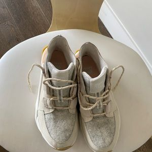 Sorrel Hiking Sneakers